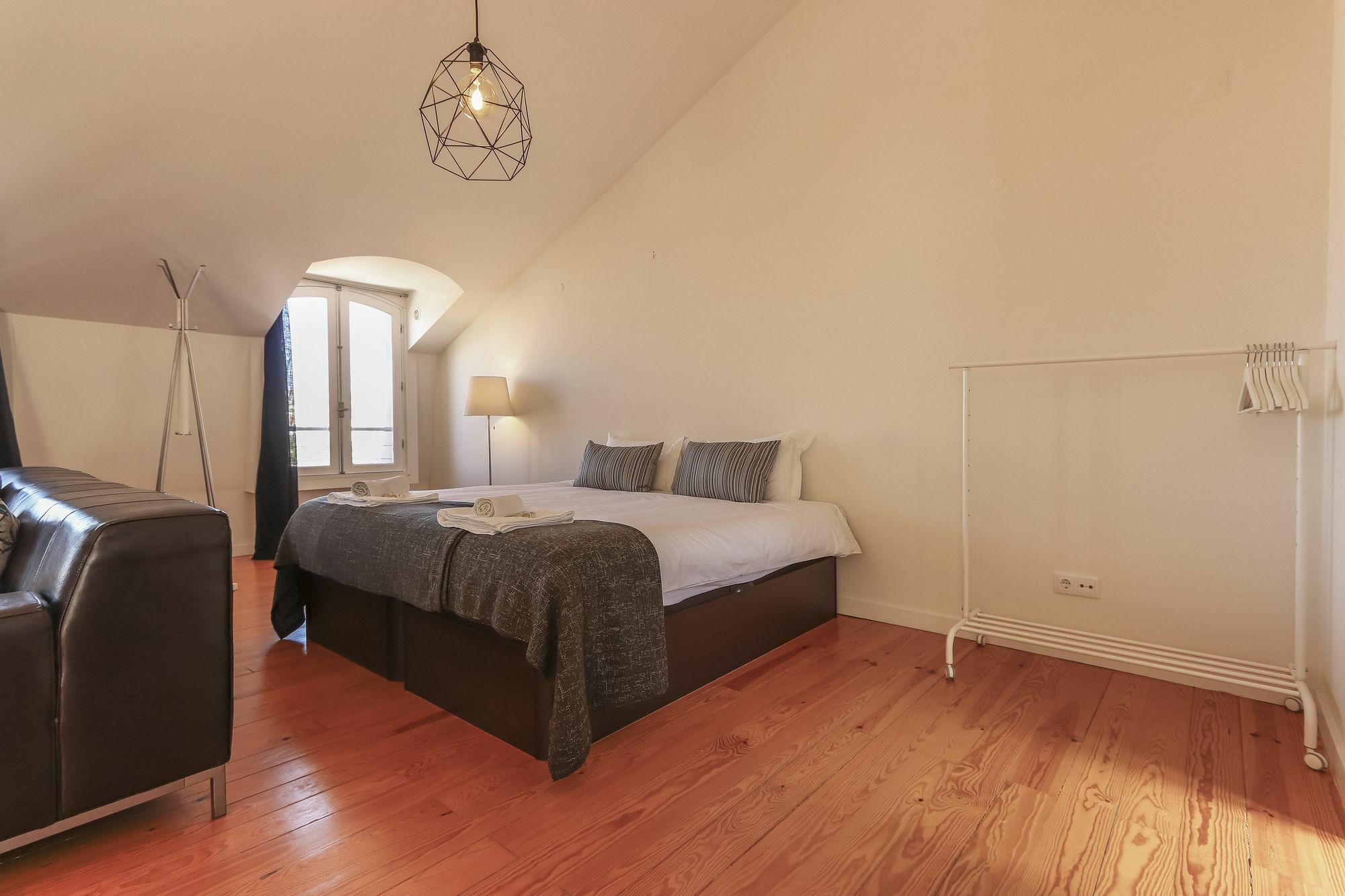 Santa Catarina Stylish By Homing Apartment Lisboa Ngoại thất bức ảnh