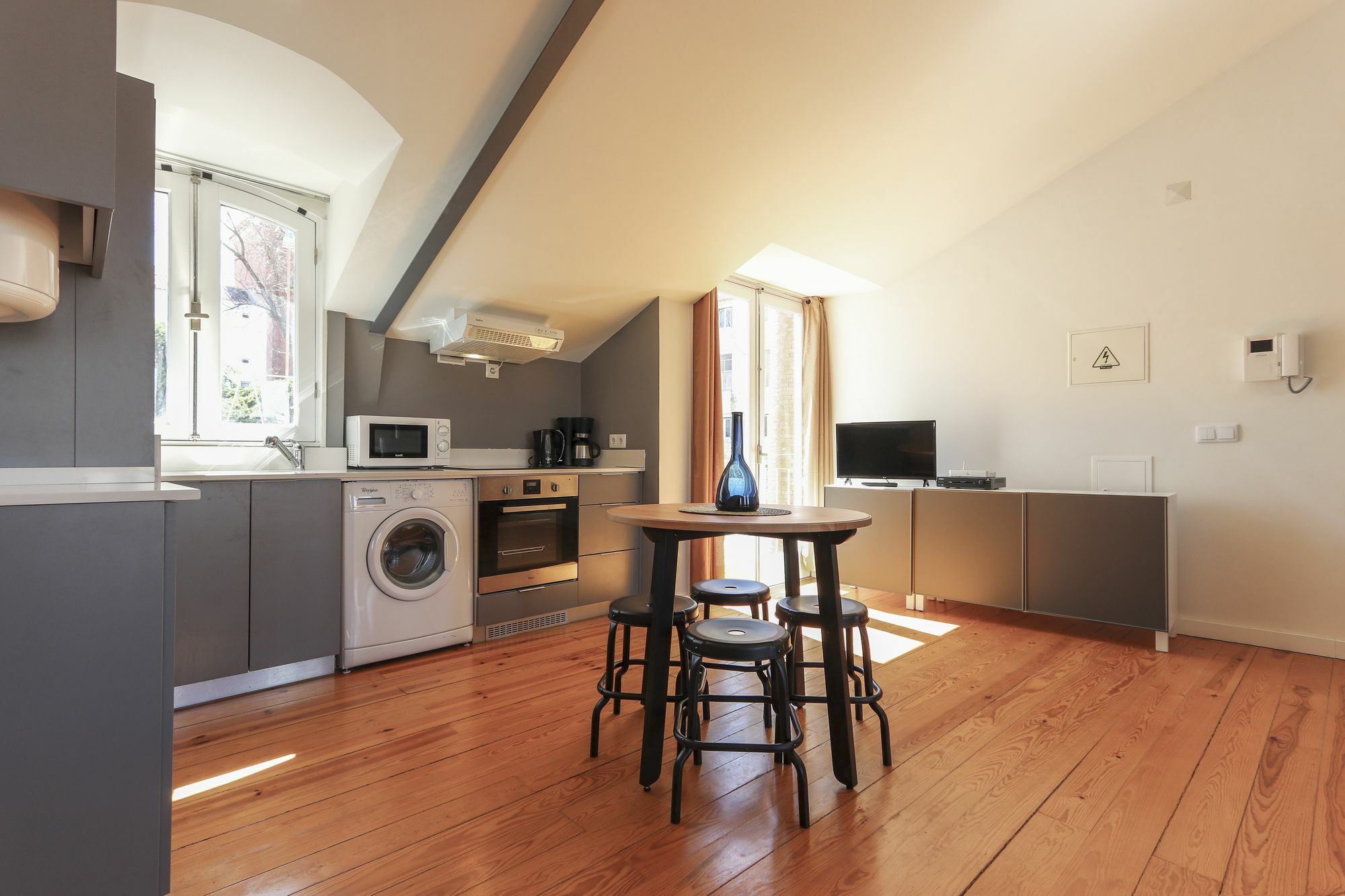 Santa Catarina Stylish By Homing Apartment Lisboa Ngoại thất bức ảnh