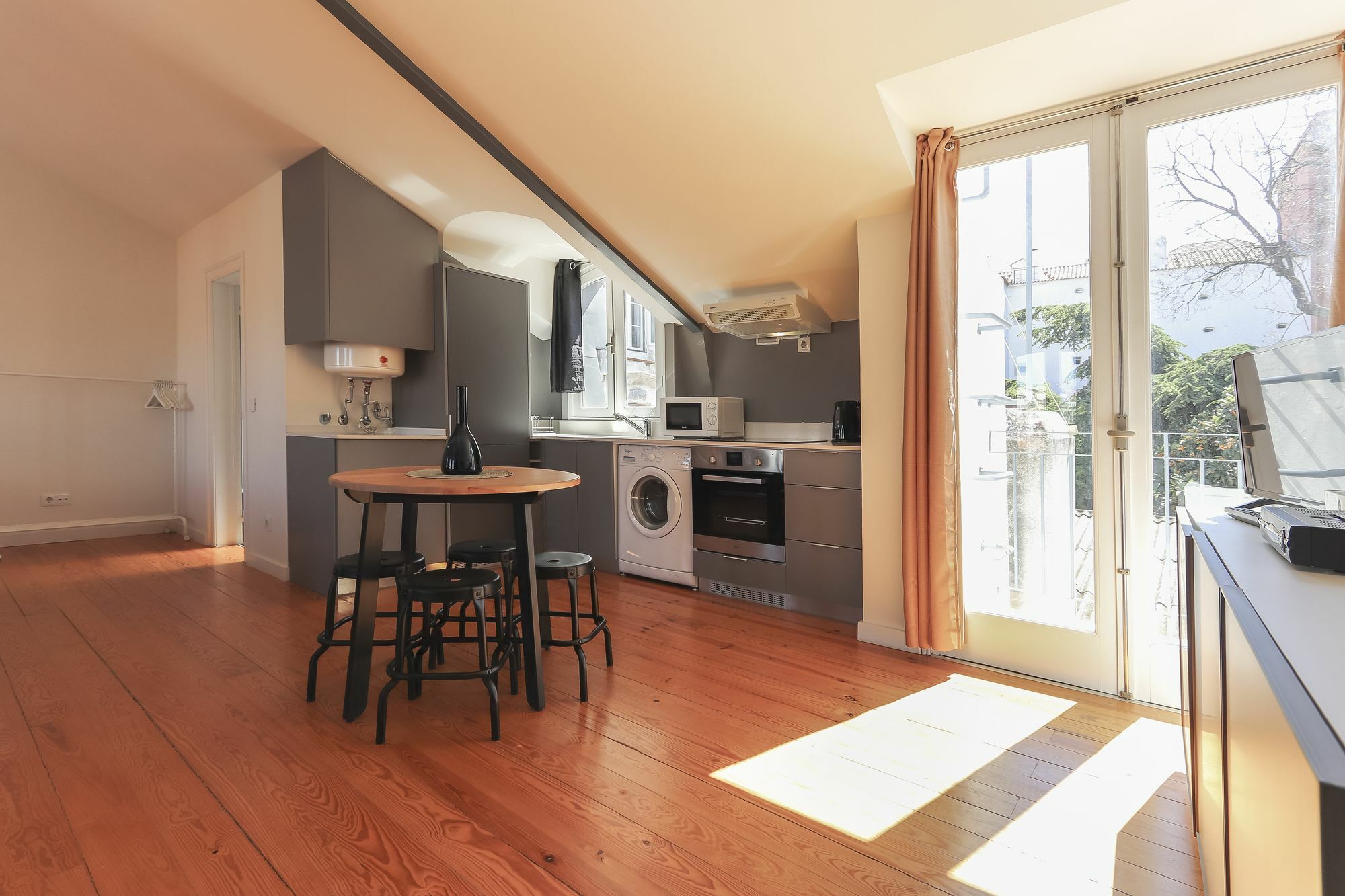 Santa Catarina Stylish By Homing Apartment Lisboa Ngoại thất bức ảnh